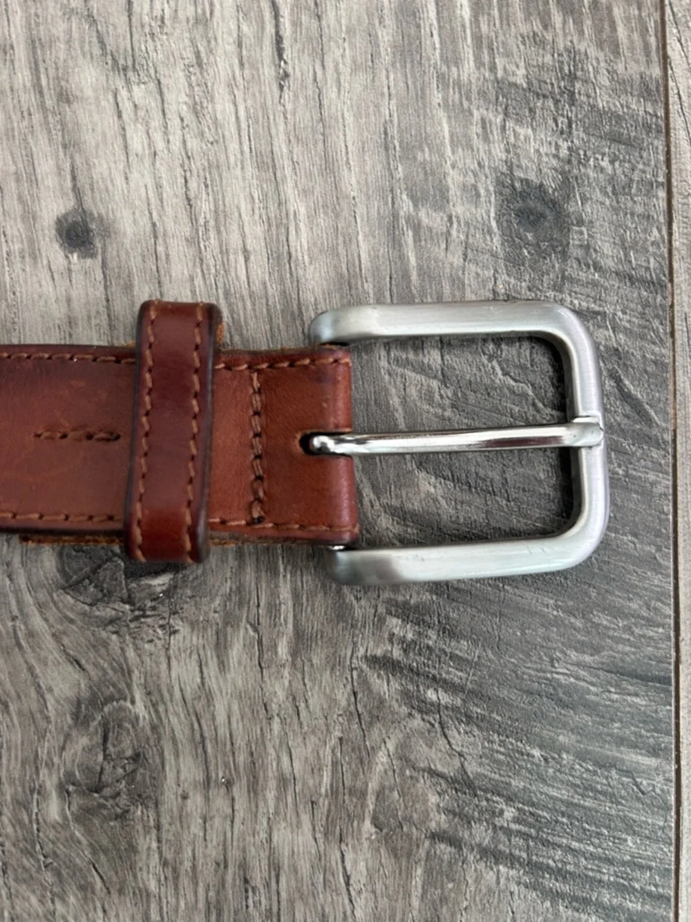 Eddie Bauer Brown Leather Belt Silver Buckle Size 40